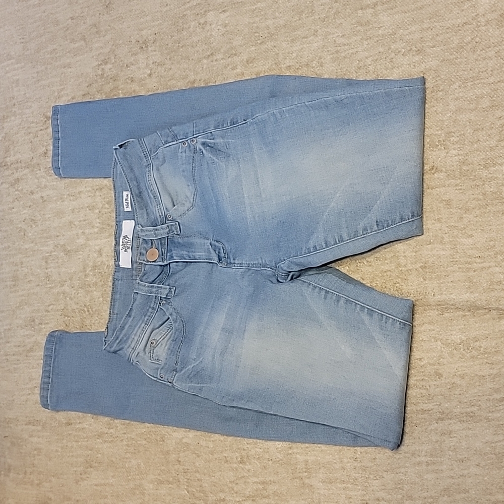 Wanna betta butt jeans